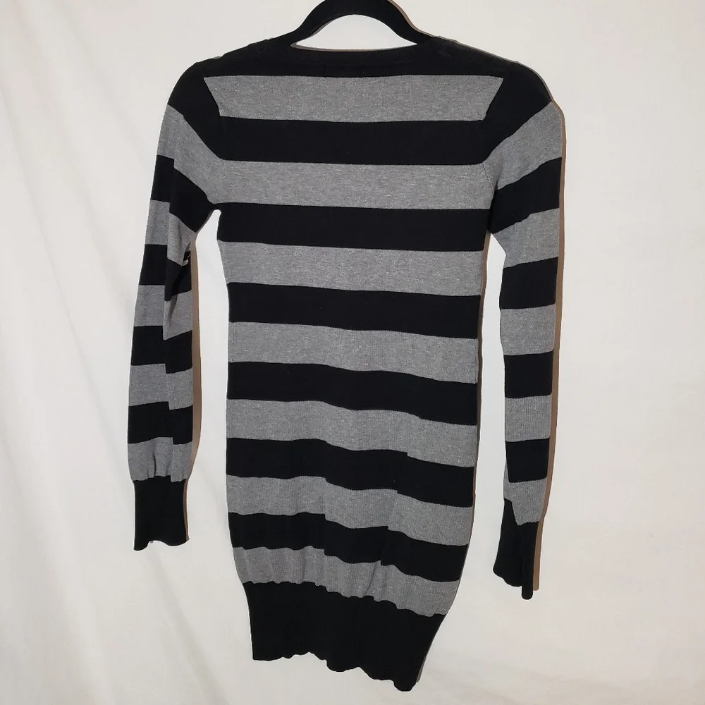 *Wet Seal* Black and gray sheath dress, XS - Picture 2 of 5